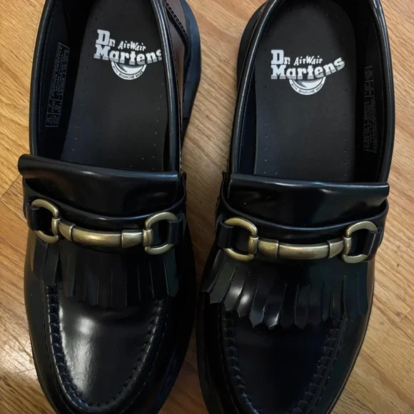 Dr. Martens Black Leather Loafers Adrian Snaffle Women’s 8 NIB - Picture 5 of 9